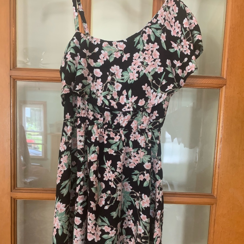 Almost Famous floral dress women’s size S